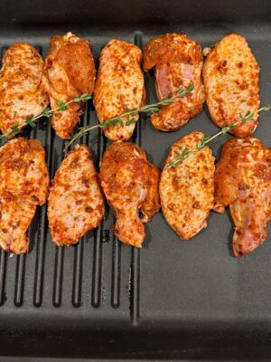 CHICKEN WINGS MARINATED 500g (520)